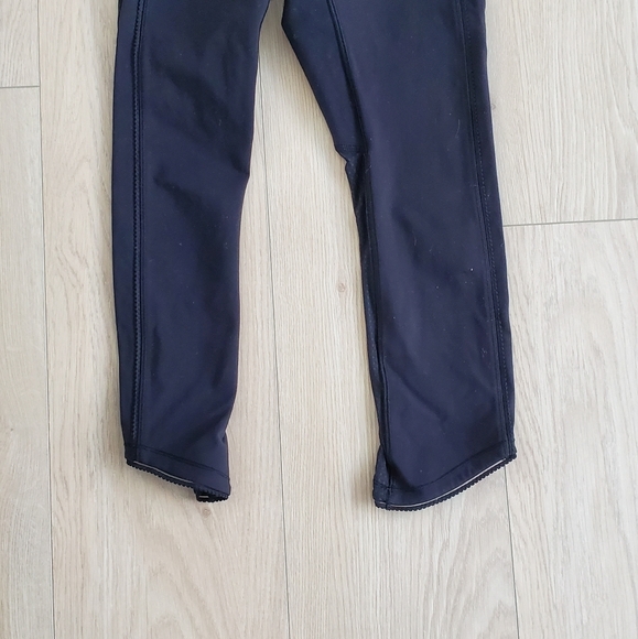 Lululemon 3/4 mesh leggings in size 2 - Picture 5 of 6